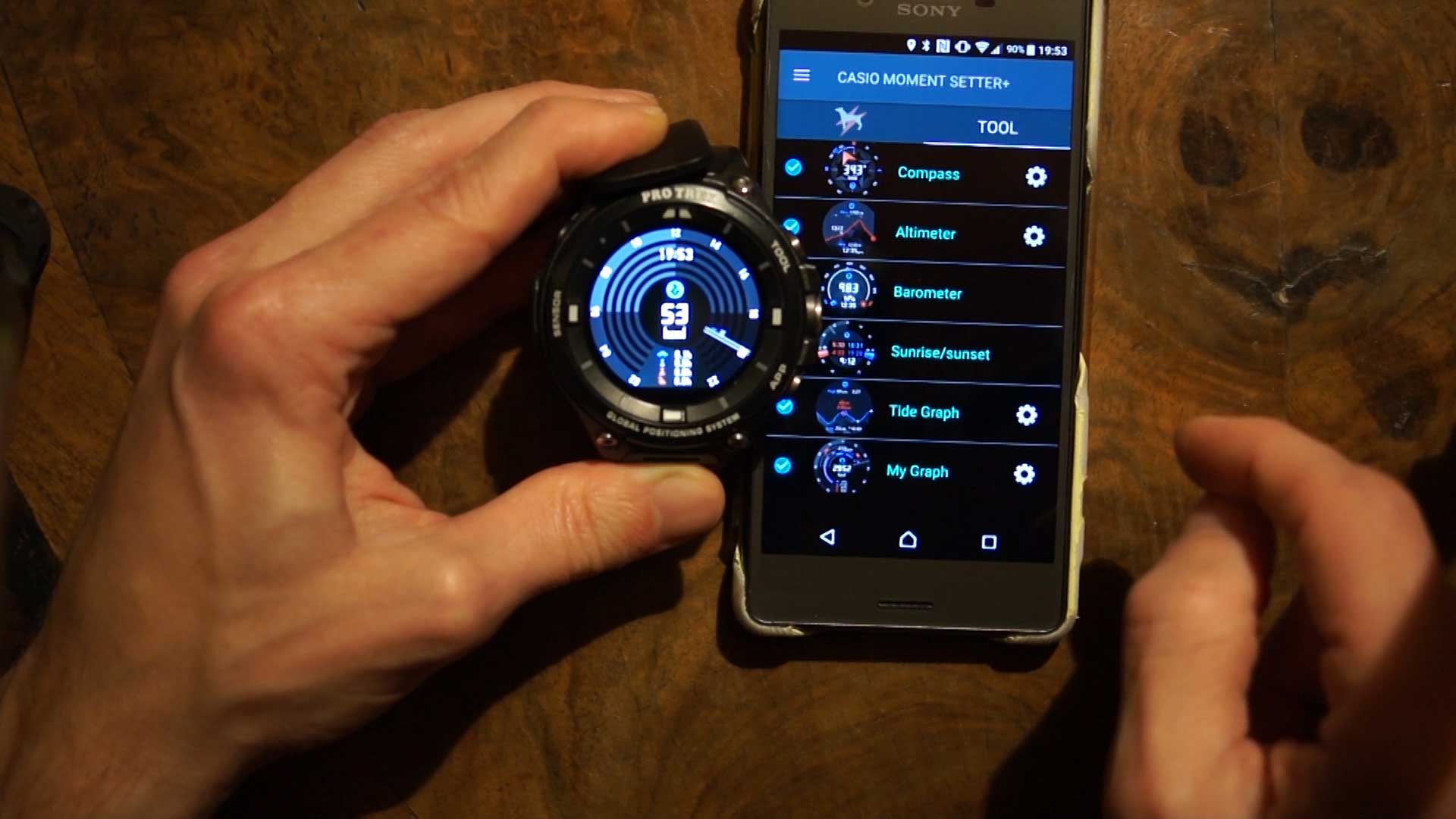 Die Casio ProTrek Smart WSD-F20: Casio Apps (Tool, Activity, Location Memory)